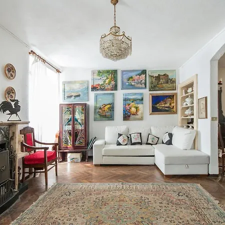 Anna & Caterina House Апартаменты
