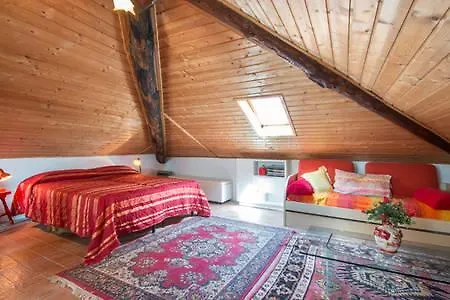Anna & Caterina House Апартаменты Варенна